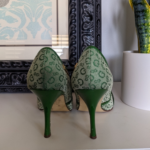 Vintage Guess Logo Heels in Green Size 7 - Picture 4 of 6